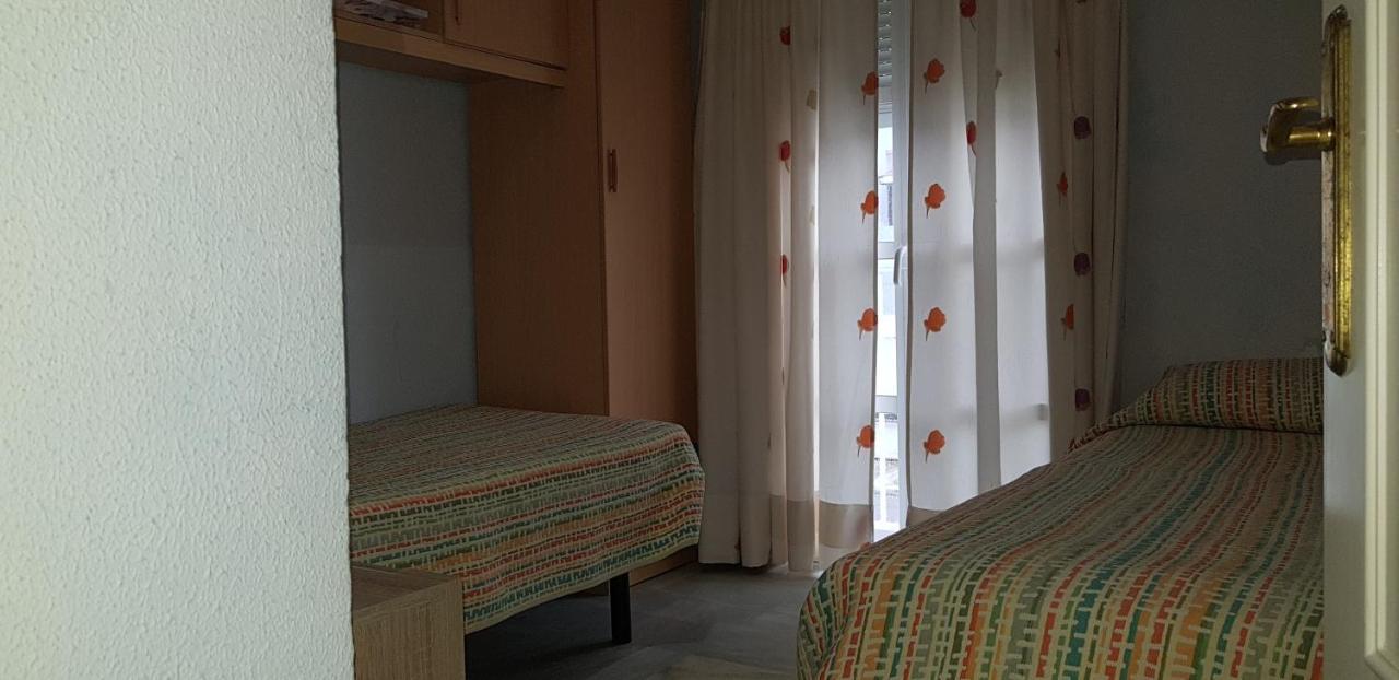 קוניל דה לה פרונטרה Apartamento Santa Barbara מראה חיצוני תמונה