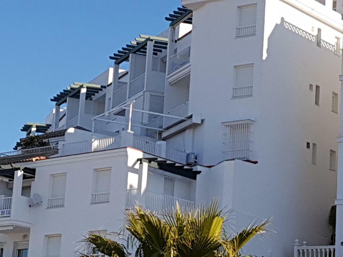 קוניל דה לה פרונטרה Apartamento Santa Barbara מראה חיצוני תמונה